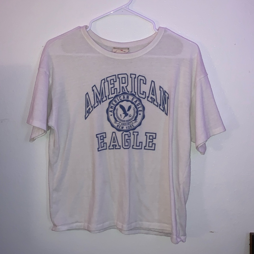 american eagle t-shirt